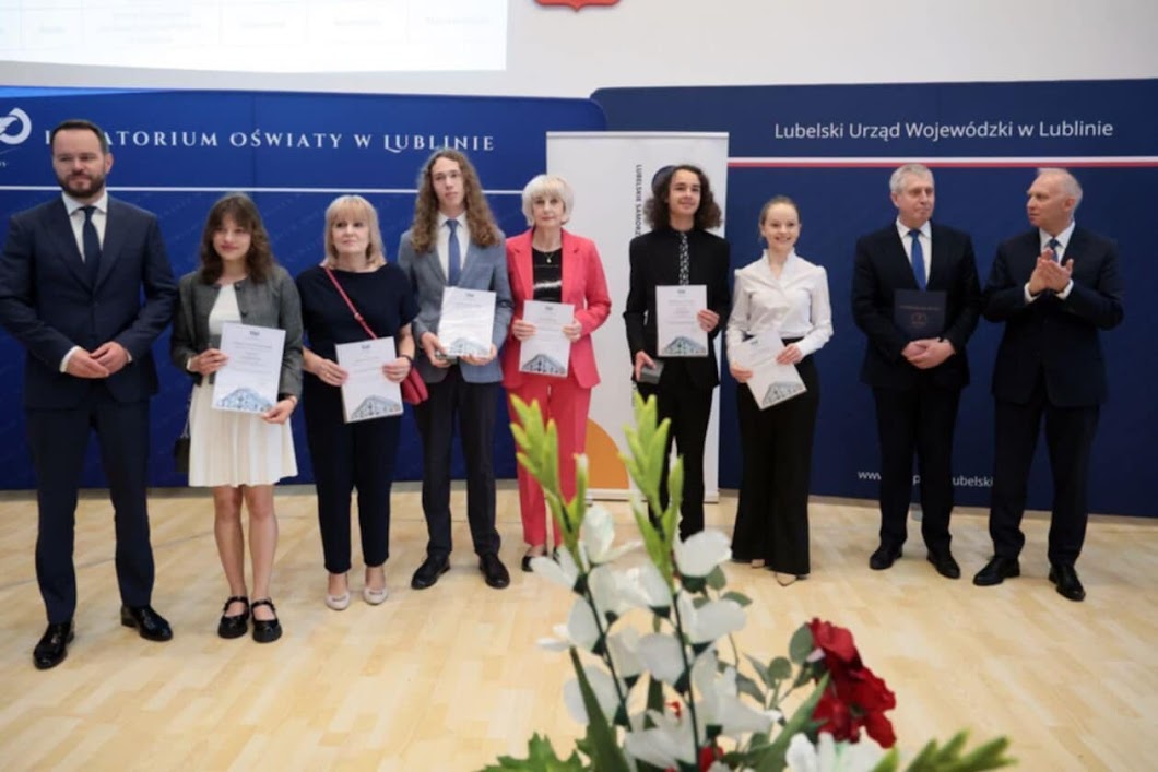 laureaci_2025
